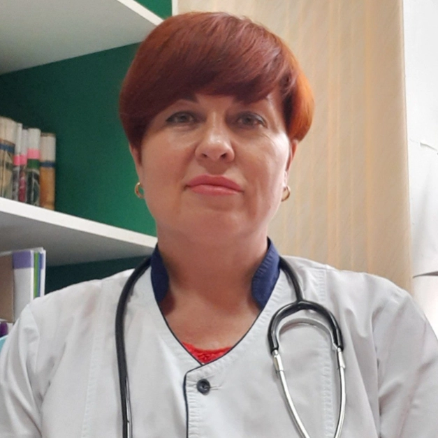 An adult endocrinologist Yulia Valeriivna Melnyk