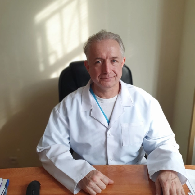 Children's orthopedist Taras Dmytrovych Stanaev