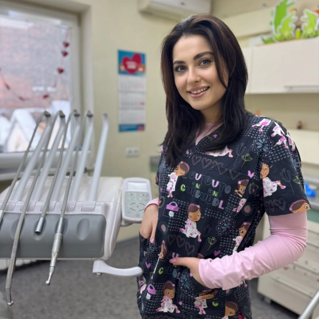 Pediatric dentist Sukachova Victoria Markivna